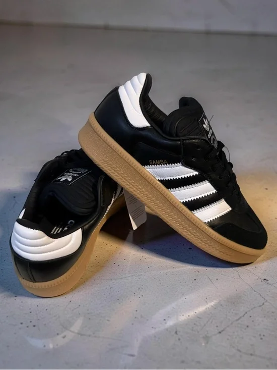 adidas Men’s Black & White Samba Classic Sneakers - Picture 3 of 6